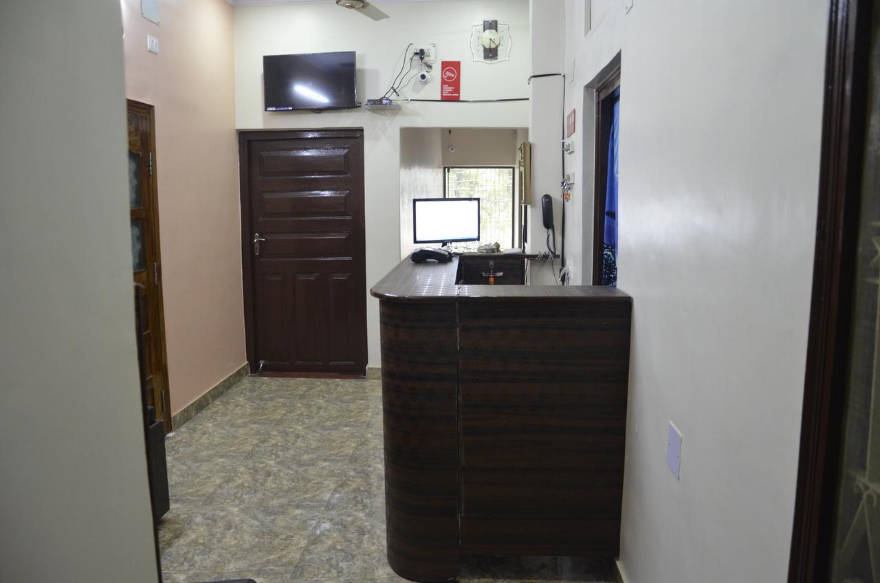 Oyo 7622 Varanasi Stays Exterior photo